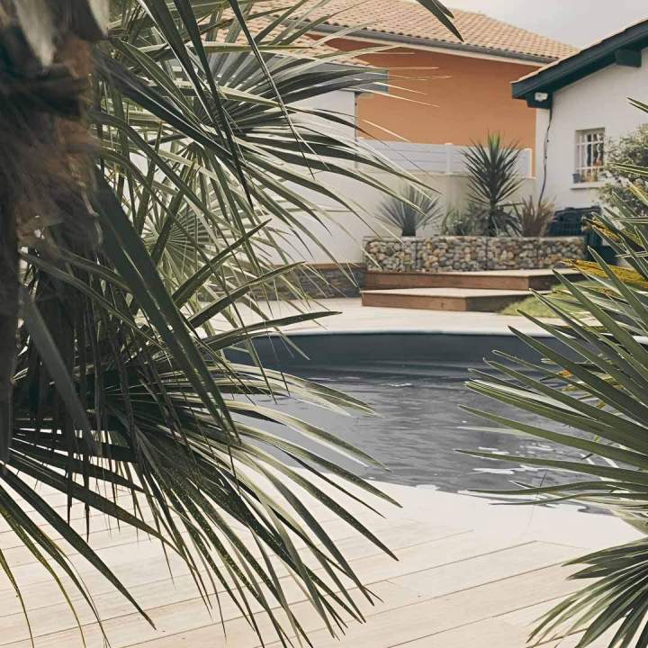 Pose de margelles piscine